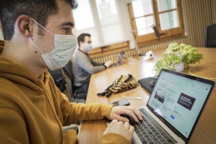 Empresas muestran desinterés en contratar a la generación Z