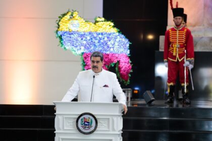 Nicolás Maduro repudió los actos terroristas ocurridos en Ecuador