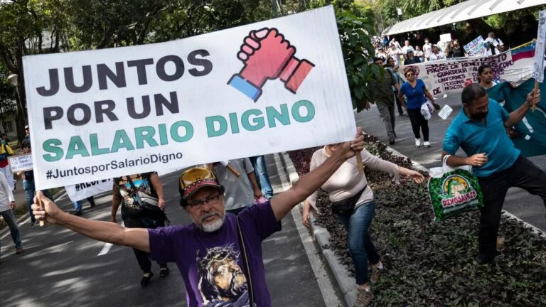 Sueldo mínimo en Venezuela se mantiene en Bs. 130