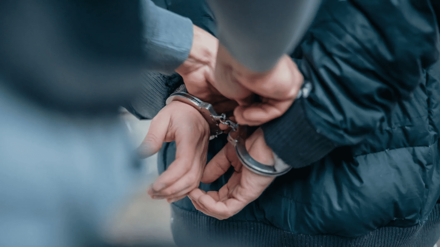 En Mérida, un hombre atacó a su pareja con una tapa de olla de presión