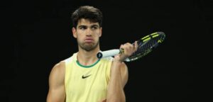 Carlos Alcaraz no logra encontrarse y pierde ante un Zverev