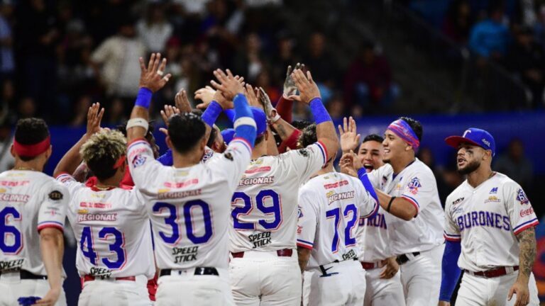 Tiburones De la Guaira se alzan como campeones de la LVBP 2024