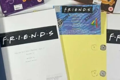 Subastan guiones de dos episodios de la serie Friends
