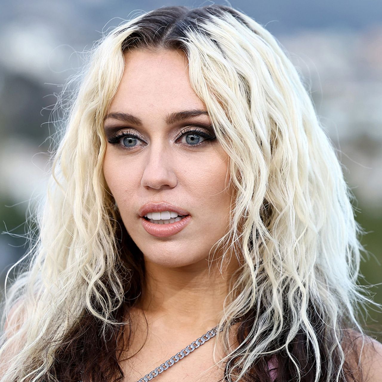 Acosador de Miley Cyrus fue arrestado afuera de su casa en Los Ángeles