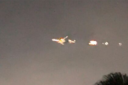 Un avión aterriza de emergencia en Miami tras incendiarse