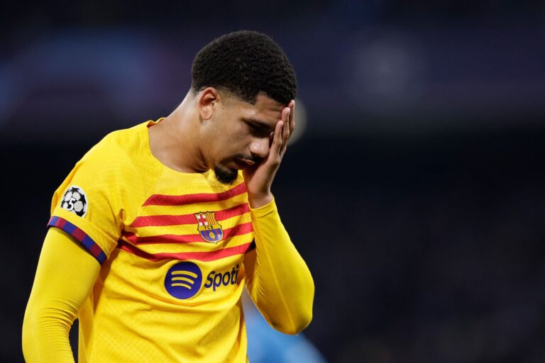 Ronald Araujo: «Nos vamos con una sensación amarga porque podríamos haber ganado»