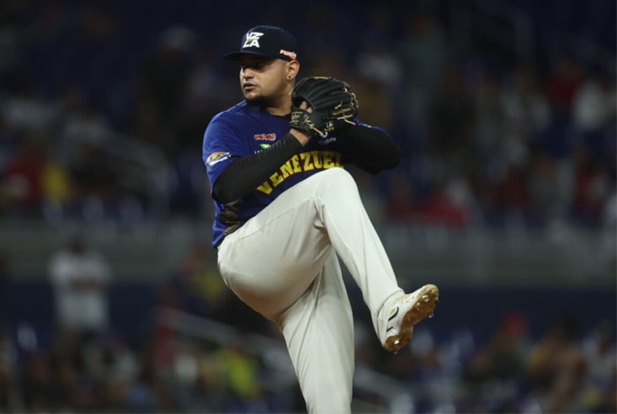Ángel Padrón regresó a su tierra como el héroe de la Serie del Caribe Ángel Padrón regresó a su tierra como el héroe de la Serie del Caribe