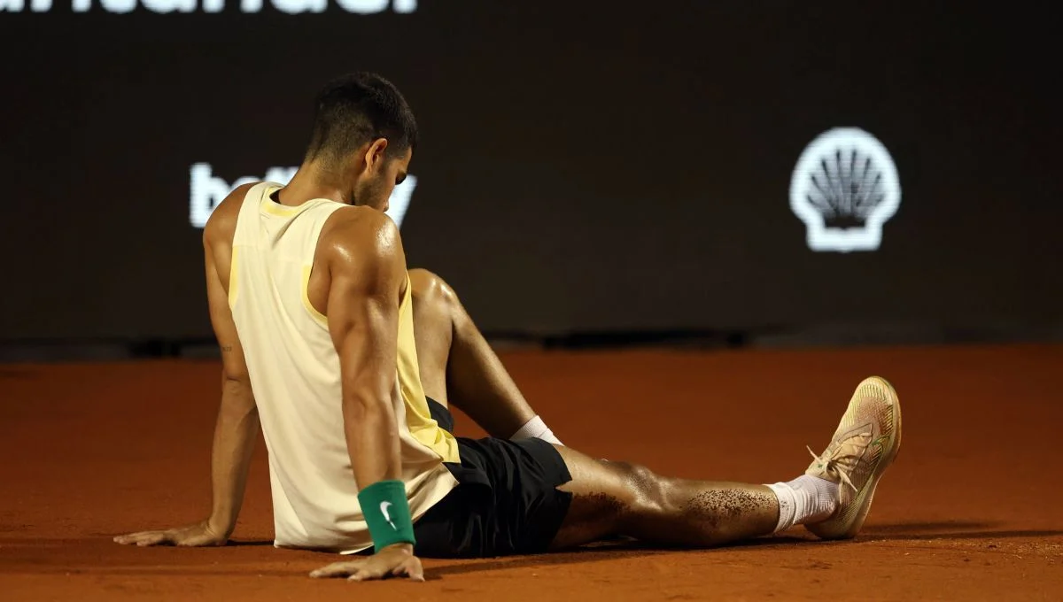 Carlos Alcaraz se retira del Abierto de Río tras lesión Carlos Alcaraz se retira del Abierto de Río tras lesión