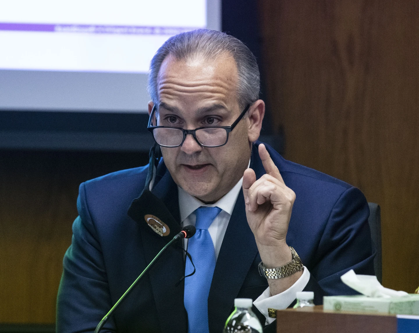 Dimite superintendente de escuelas públicas en Las Vegas Dimite superintendente de escuelas públicas en Las Vegas