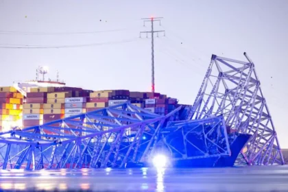 Operaciones de búsqueda se concentran en la recuperación de fallecidos tras colapso del puente en Baltimore