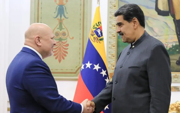 Fiscal de la CPI se reúne con Maduro en medio de investigaciones por crímenes de lesa humanidad