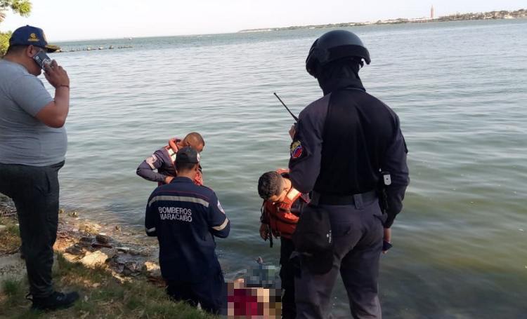 Encuentran flotando cuerpo sin vida de una joven en Isla Dorada