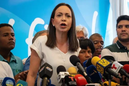 María Corina Machado alerta sobre posible detención “injustificada”