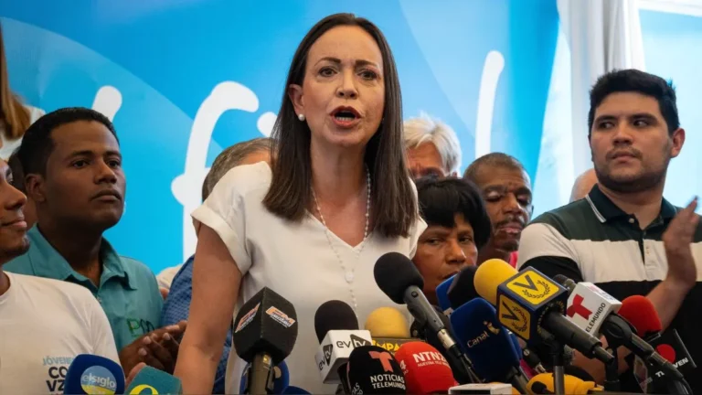 María Corina Machado alerta sobre posible detención “injustificada”