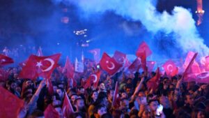 Partido de Erdogan sufre derrota histórica en elecciones municipales de Turquía
