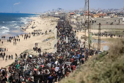 Palestinos que regresaban a Gaza son atacados por fuerzas israelíes