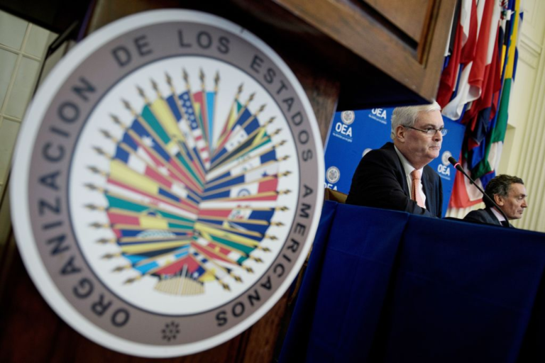 OEA condena incursión en embajada de México en Ecuador