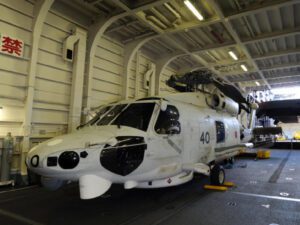 Accidente de dos helicópteros militares japoneses deja un muerto y siete desaparecidos