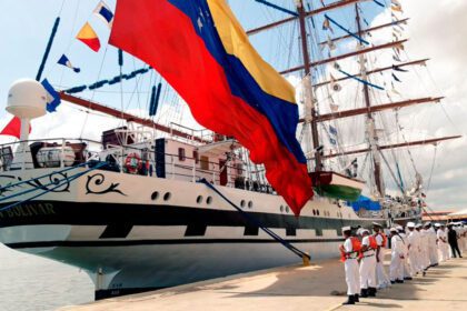 Buque Escuela Simón Bolívar zarpa rumbo a 8 costas en un viaje instructivo