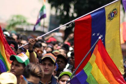 Cayetano Bravo Benítez, primer niño hijo de padres homosexuales bautizado en Venezuela