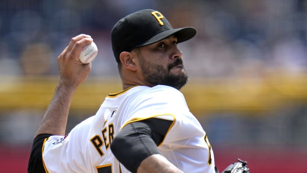 Los Piratas de Pittsburgh caen ante los Mets de Nueva York a pesar del esfuerzo de Martín Pérez