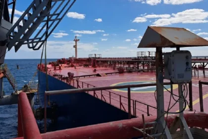 Llega a Cuba cargamento de petróleo ruso en medio de crisis energética