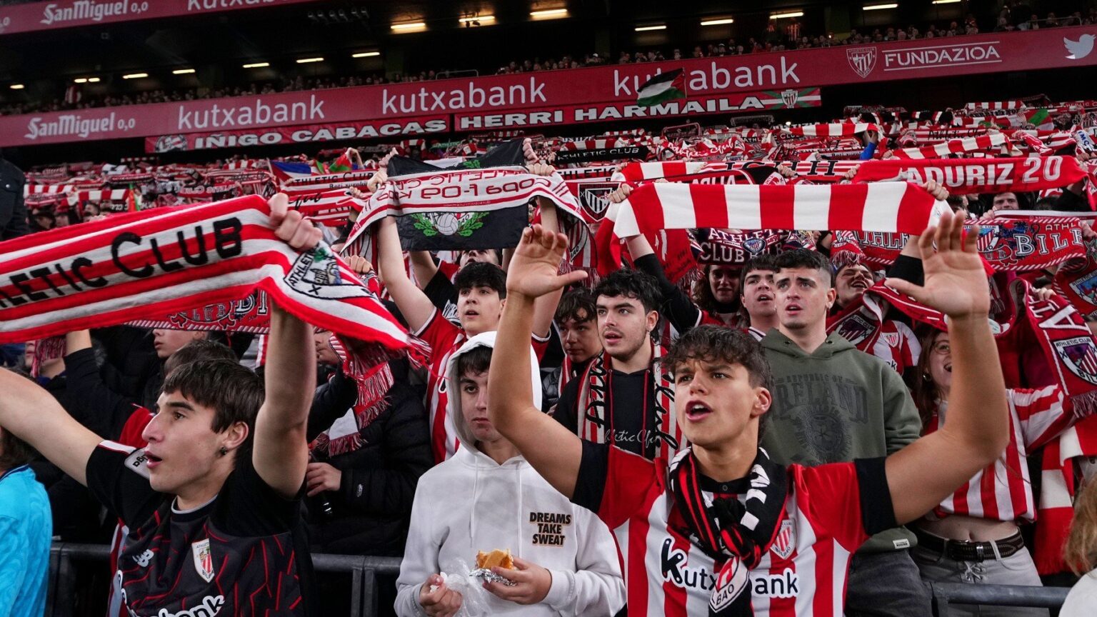 El Athletic Club solicita respeto a su himno nacional