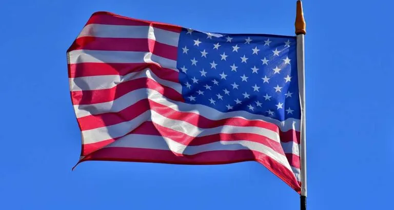 Estados Unidos amenaza con no renovar licencia petrolera a Venezuela