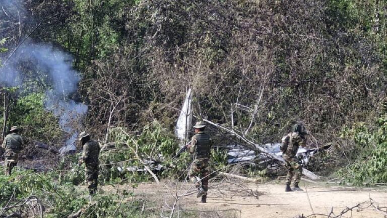 Militares venezolanos destruyen aeronave vinculada a actividades ilícitas en el estado Zulia