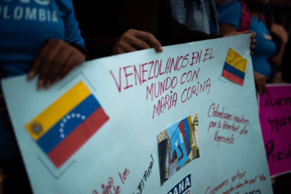 Venezolanos en Colombia denuncian irregularidades para inscripciones al Registro Electoral