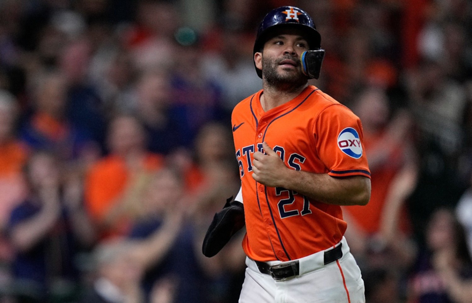José Altuve alcanzó marca histórica con 300 bases robadas
