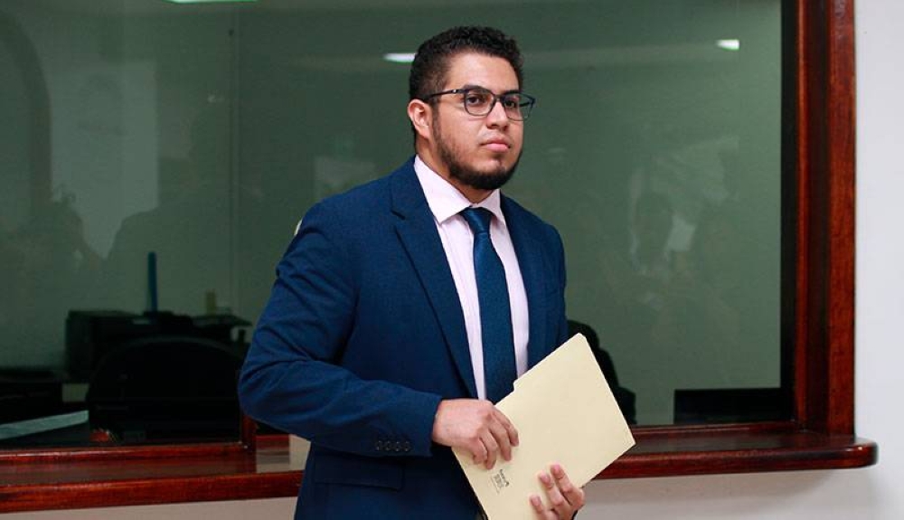 Exdiputado salvadoreño Erick García condenado por falsedad ideológica
