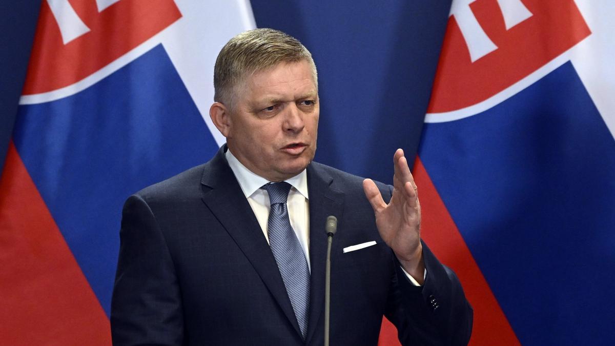 Primer ministro eslovaco, Robert Fico, es dado de alta tras atentado
