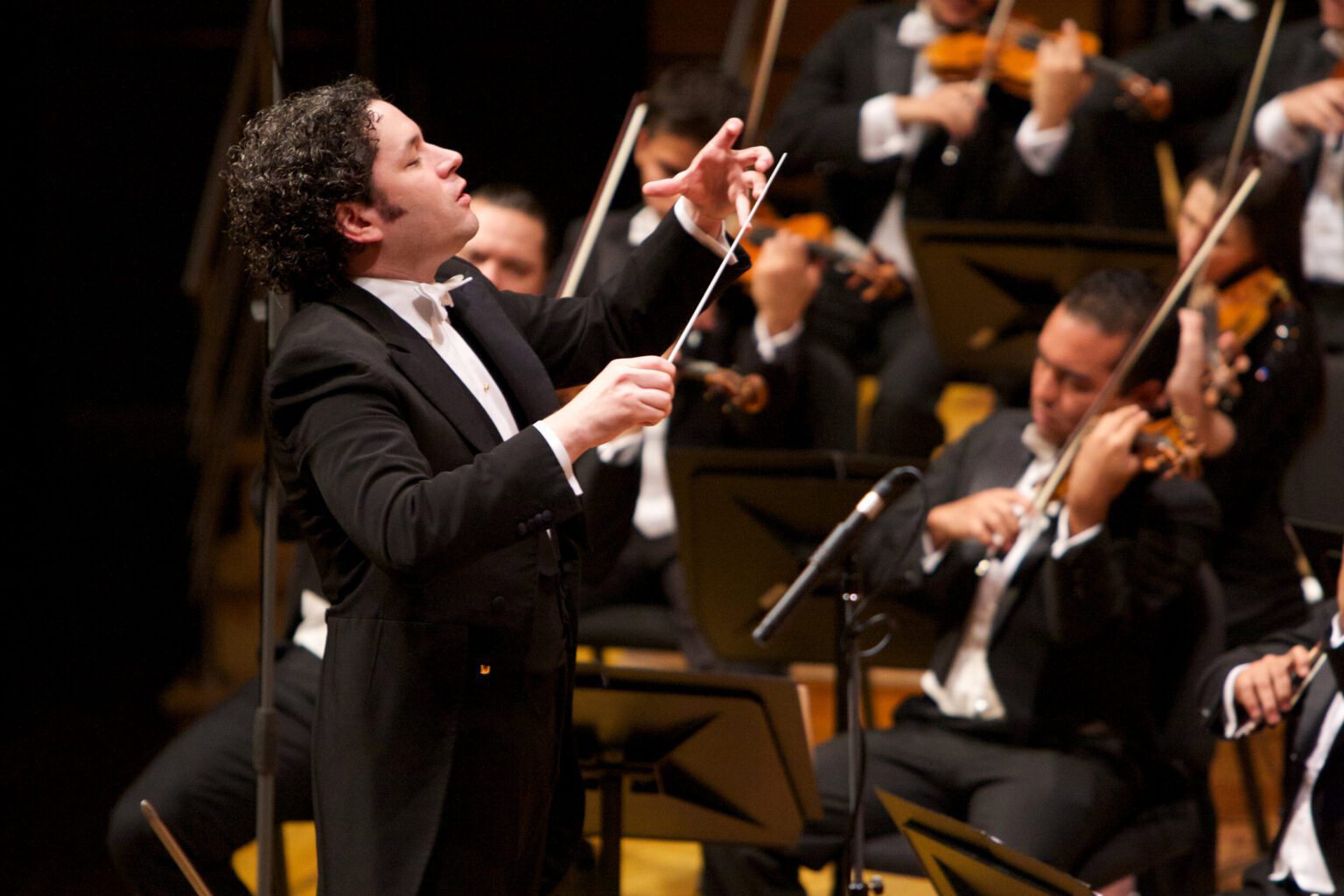 Gustavo Dudamel recibió doctorado honoris causa de la Universidad de Harvard Gustavo Dudamel recibió doctorado honoris causa de la Universidad de Harvard
