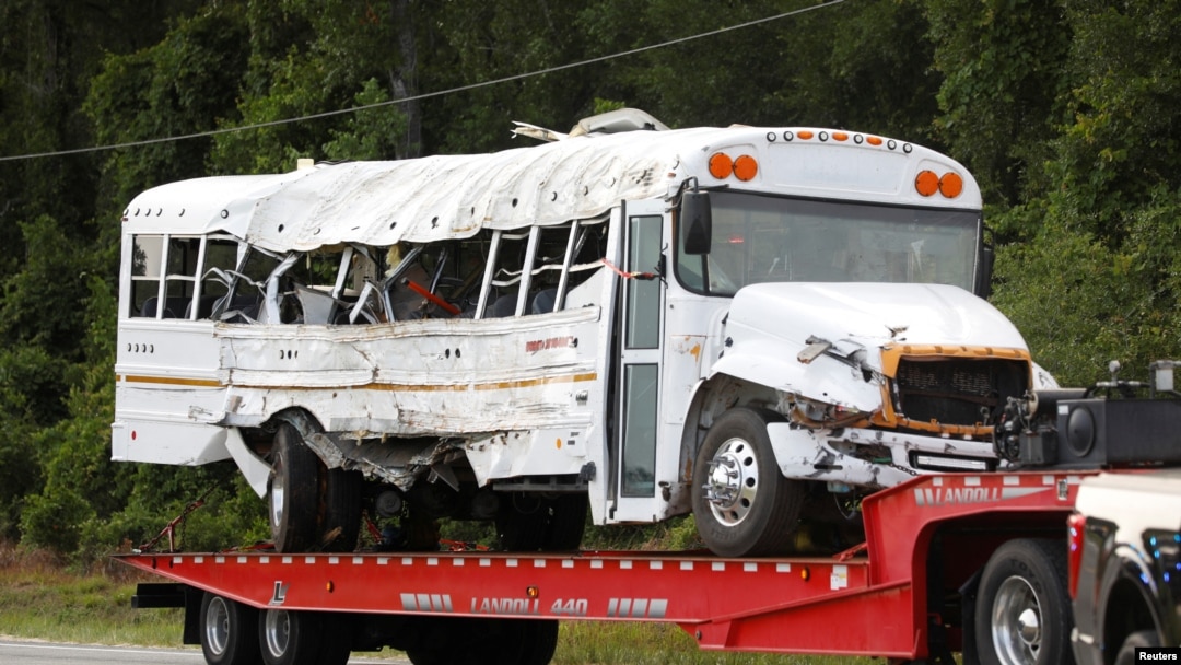 Detienen al presunto responsable del choque de un bus en Florida Detienen al presunto responsable del choque de un bus en Florida