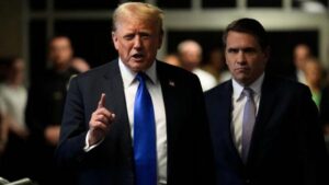 Declaran culpable a Trump por 34 cargos de soborno a la actriz porno Stormy Daniels