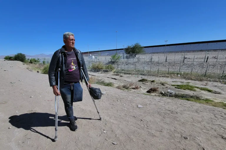 Jorge Briseño, el venezolano con una pierna que cruzó la frontera entre México y EE.UU