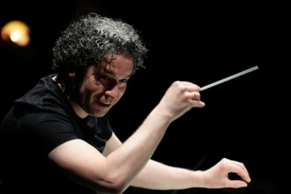 Gustavo Dudamel dirigirá una producción de "Fidelio" en Barcelona