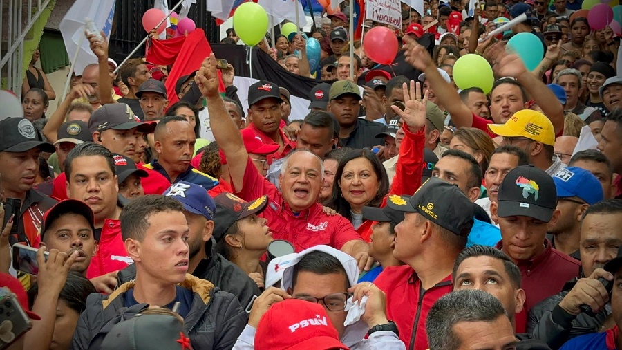 Diosdado Cabello marcha en Aragua mientras Edmundo González inunda La Victoria Diosdado Cabello marcha en Aragua mientras Edmundo González inunda La Victoria