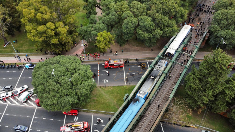 Choque de trenes en Argentina deja 90 heridos Choque de trenes en Argentina deja 90 heridos
