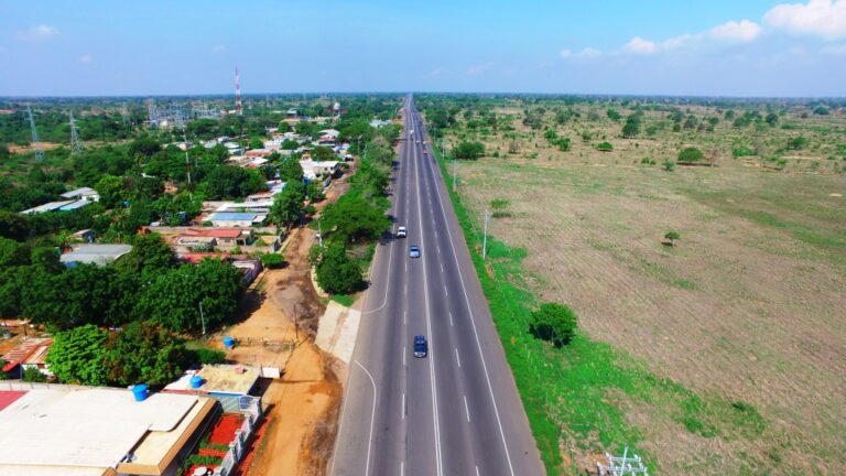 Machiquenses denuncian cobros ilegales de peaje en la vía Machiques-Maracaibo por parte de Yukpas