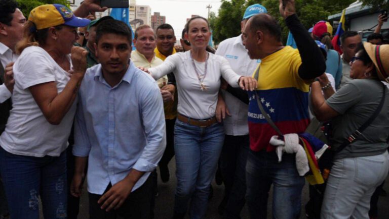 María Corina Machado respaldó candidatura presidencial en Maracaibo