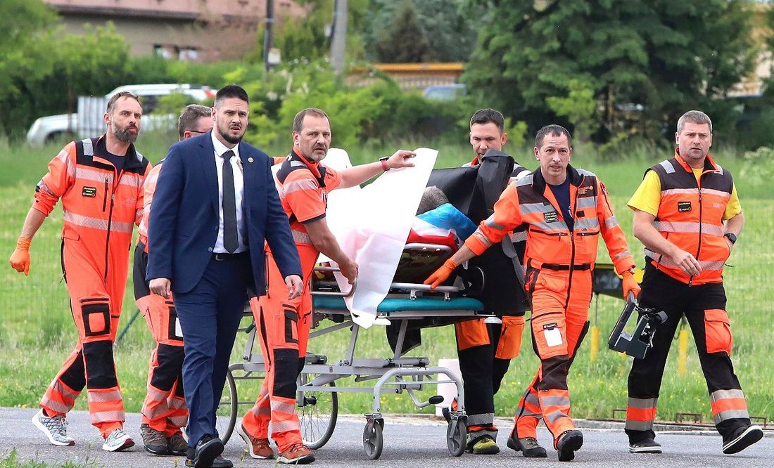 Primer ministro eslovaco permanece fuera de peligro tras intento de asesinato