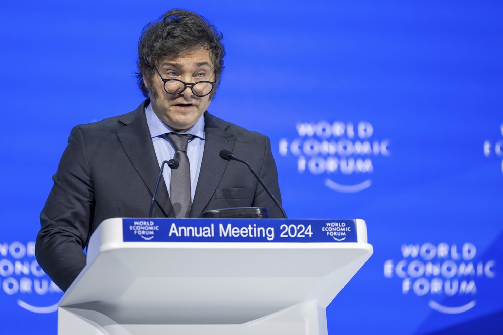El FMI elogió los planes financieros del presidente argentino, Javier Milei El FMI elogió los planes financieros del presidente argentino, Javier Milei