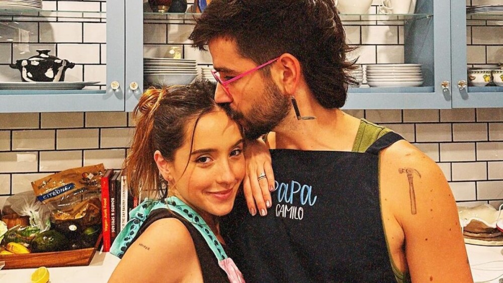 Camilo reveló que su esposa Evaluna sufrió una caída en estudio de grabación