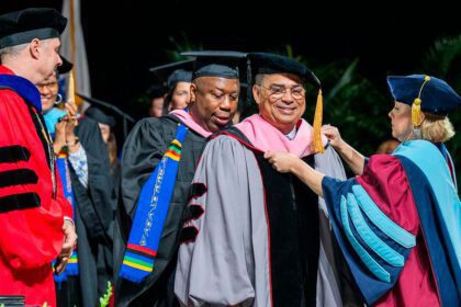Gilberto Santa Rosa investido doctor honoris causa por Berklee College of Music