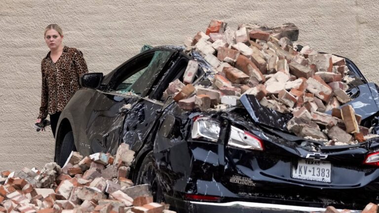 Tormentas en Texas dejan a los ciudadanos sin suministro eléctrico