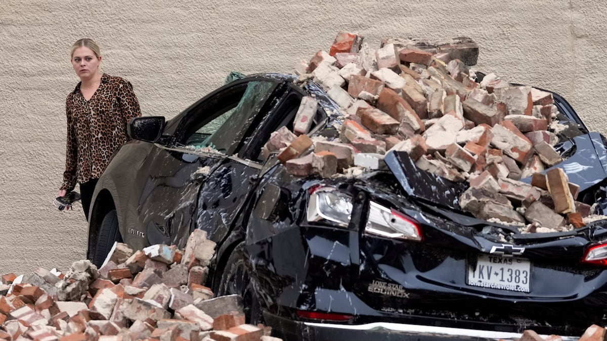 Tormentas en Texas dejan a los ciudadanos sin suministro eléctrico