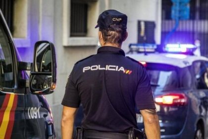 Desmantelan redes criminales que regularizaban migrantes en España