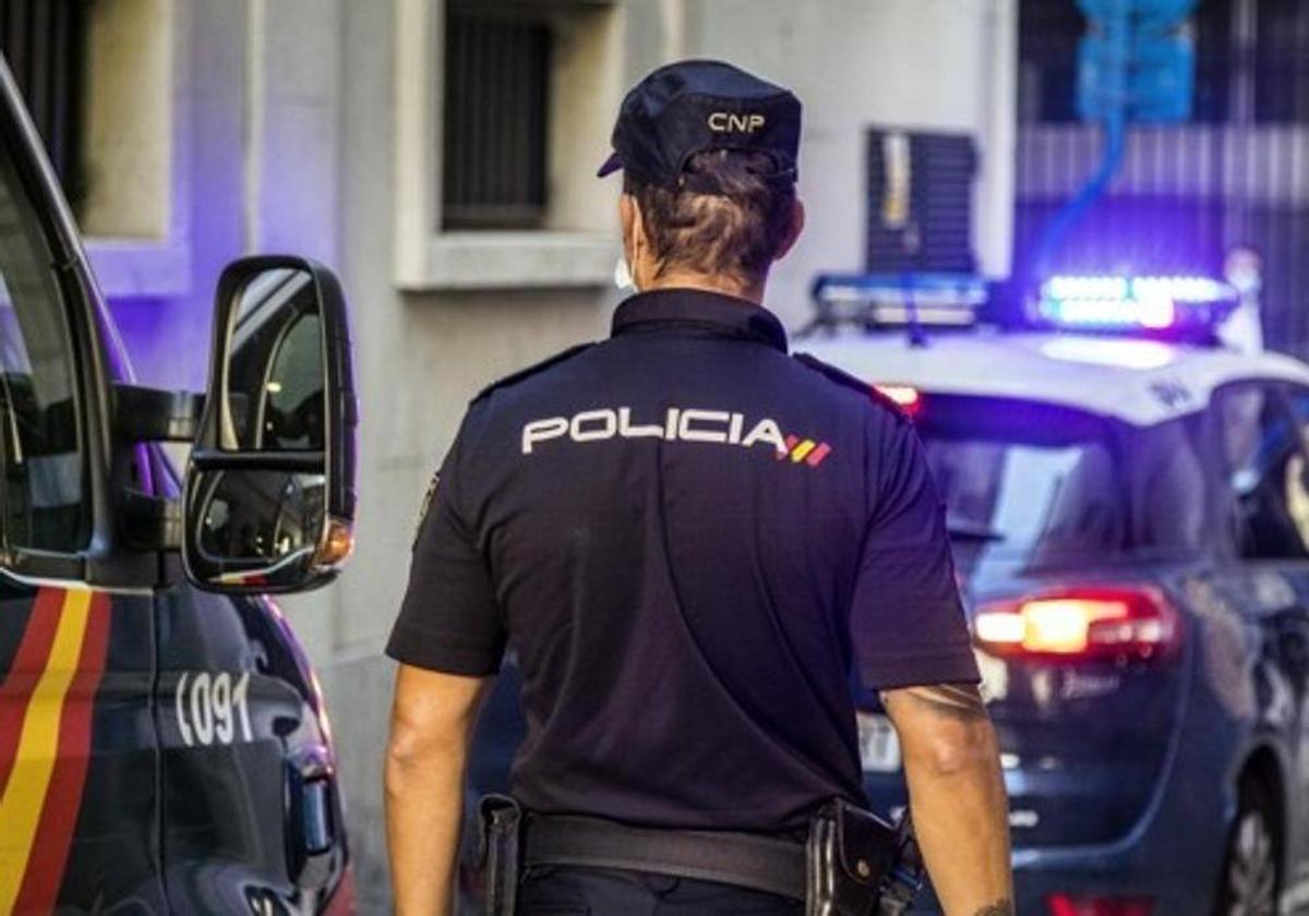 Desmantelan redes criminales que regularizaban migrantes en España